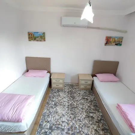 Amintas Apart Appartement
